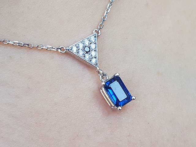 Real Sri Lanka sapphire necklace