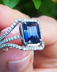 18k white gold sapphire ring