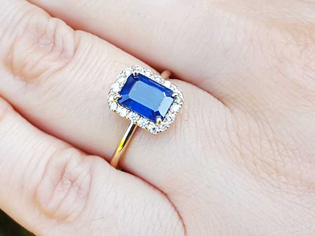 Natural Blue Sapphire Ring 14k Yellow Gold for Sal