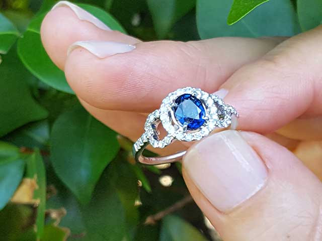 Mother’s day sapphire stone ring