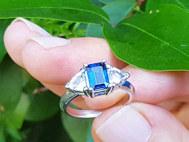 Sapphire jewelry gift for mother’s day