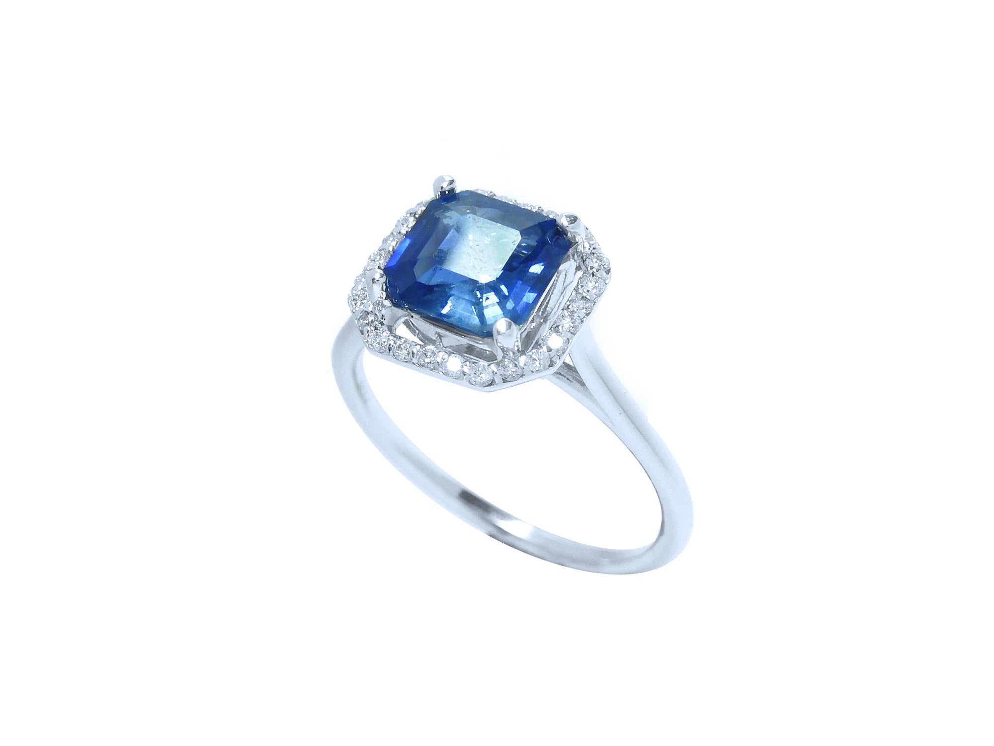 halo sapphire ring white gold