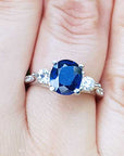 Natural Sapphire and diamond ring