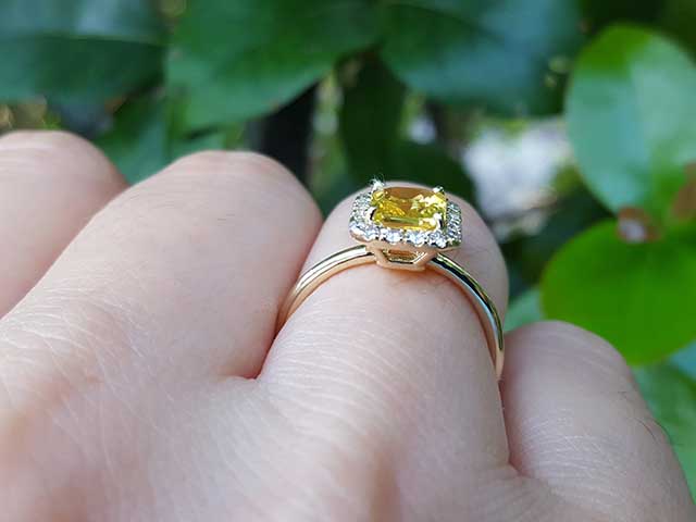 Mother’s day jewelry with real yellow sapphire