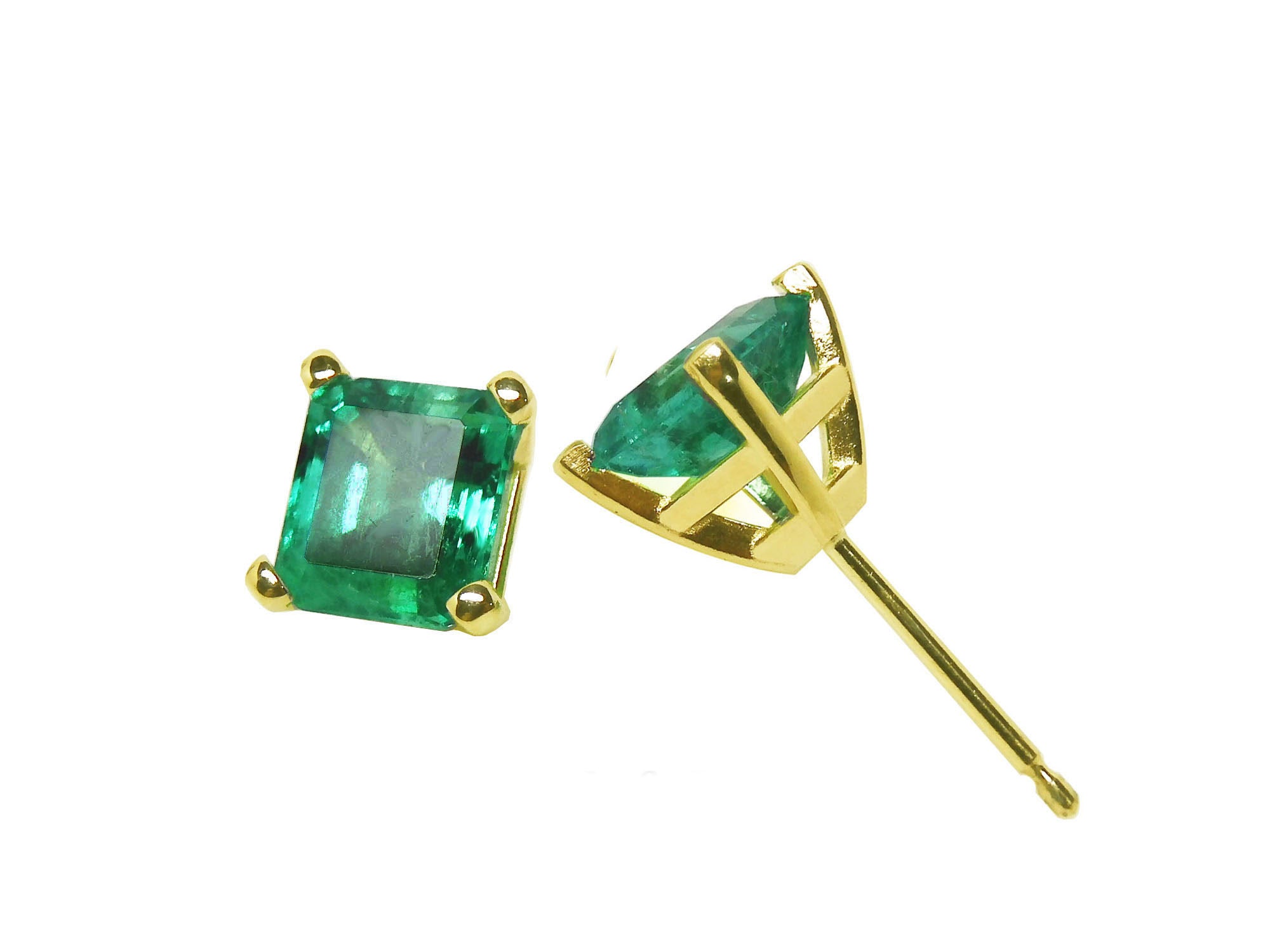 14k yellow gold emerald stud earrings asscher cut, top and side profile views.