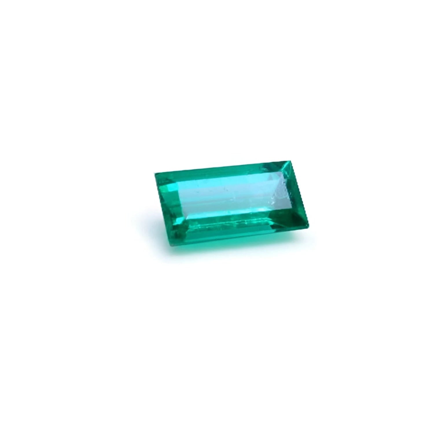 1.62 ct. GIA F1 natural Muzo emerald, baguette cut, vibrant green, loose gemstone.