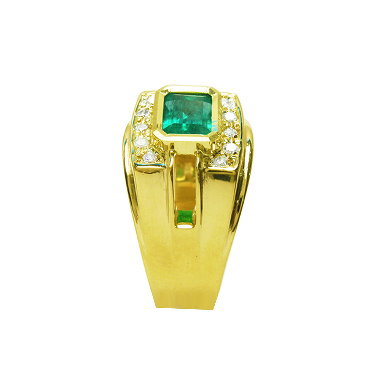 The side profile of a yellow gold emerald ring for men shows the top and band design.