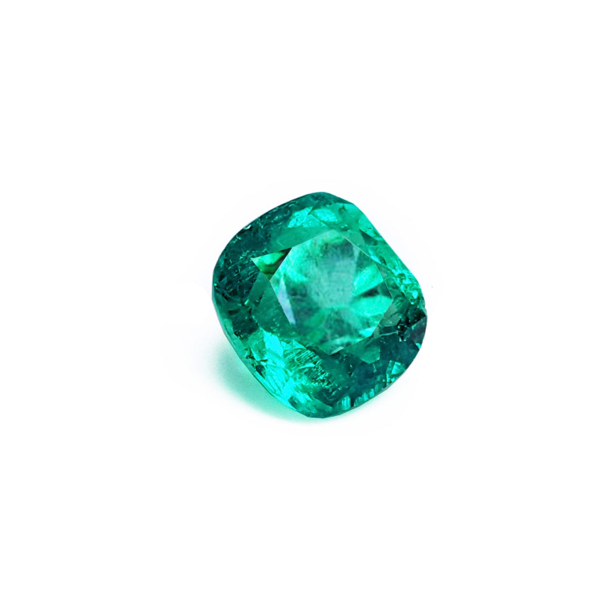 Cushion cut loose emerald from muzo Colombia, left side table and crown view