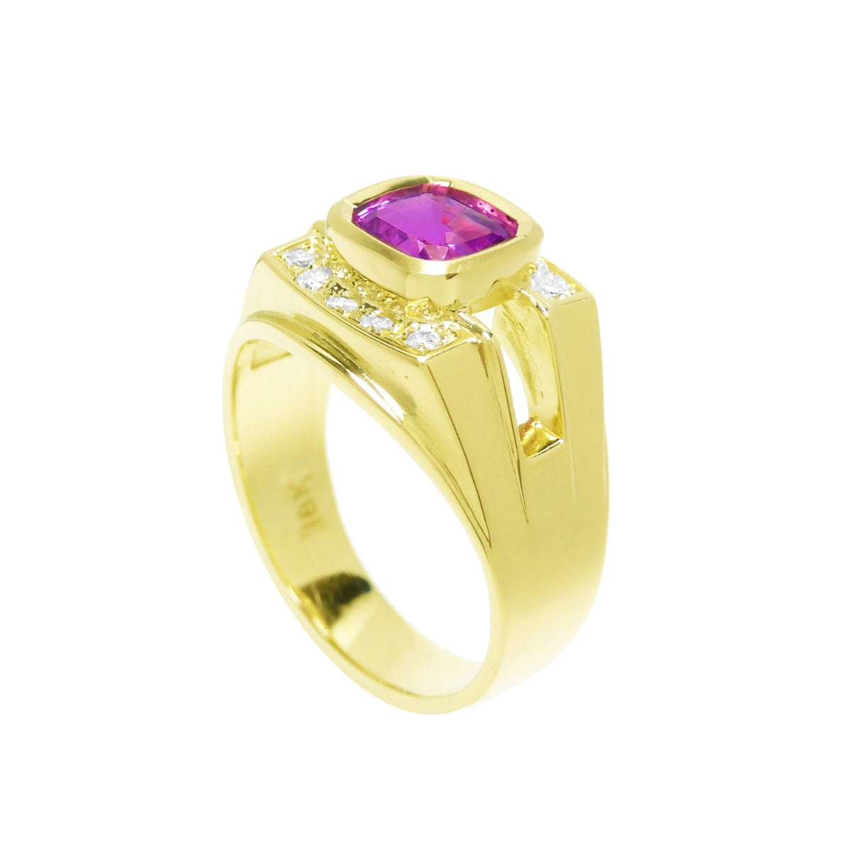 1.99 Carats natural GIA certified untreated men&#39;s pink sapphire ring bezel set and diamonds 18K yellow gold