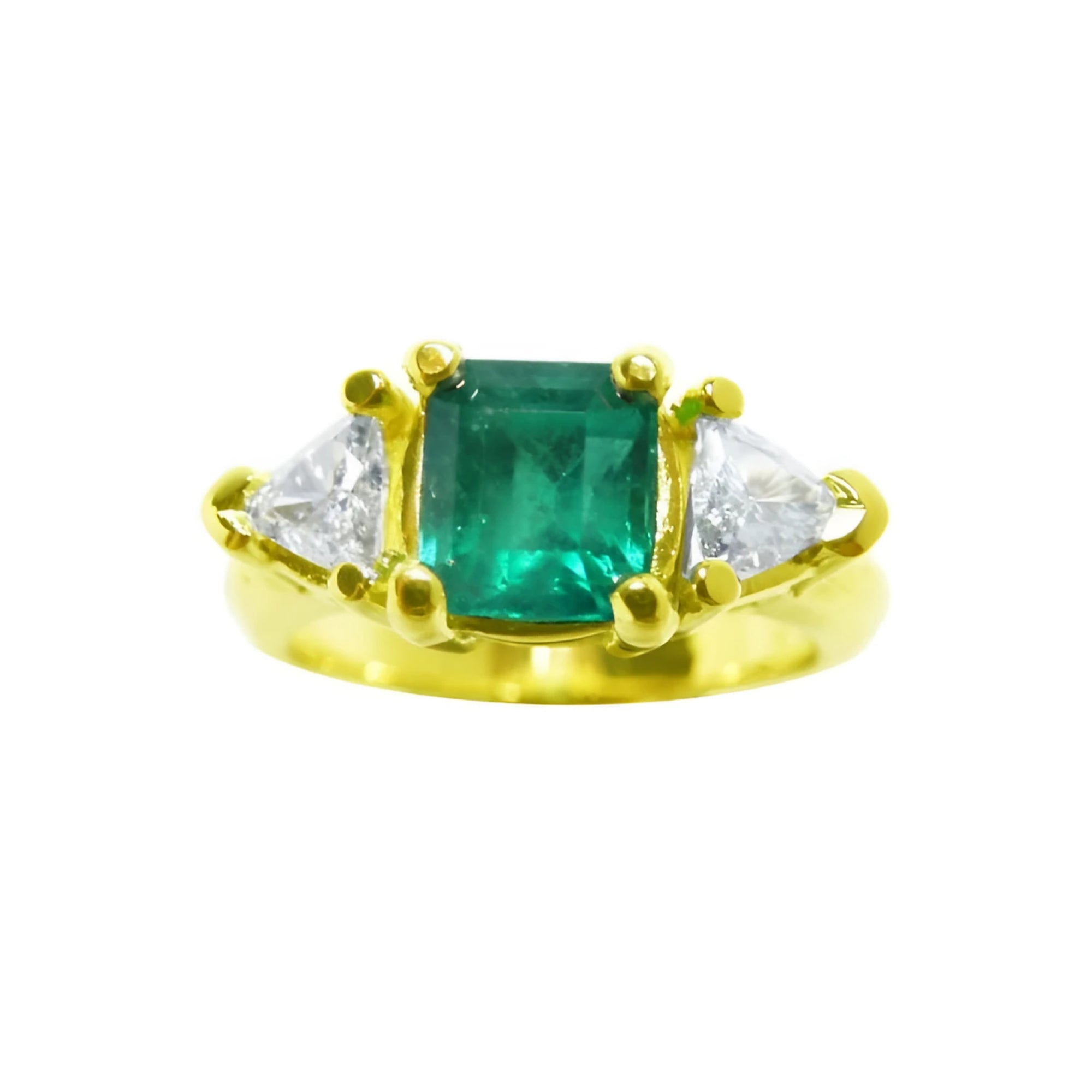 18k yellow gold ring with a square emerald and two trillion-cut diamonds.