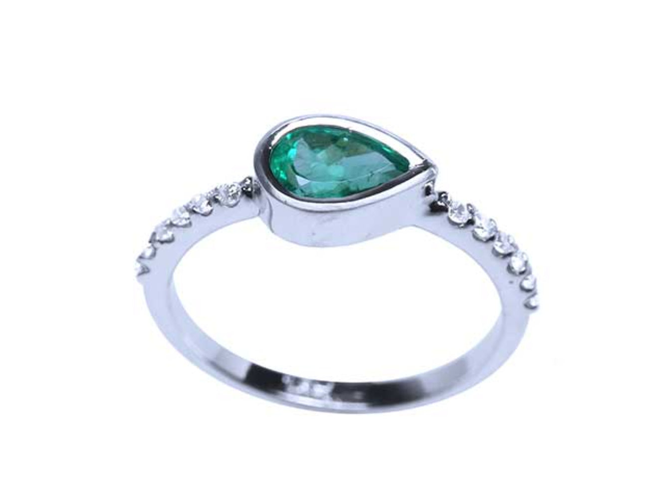 The top and side profile view of a teardrop emerald bezel set ring with accent diamonds in white gold.