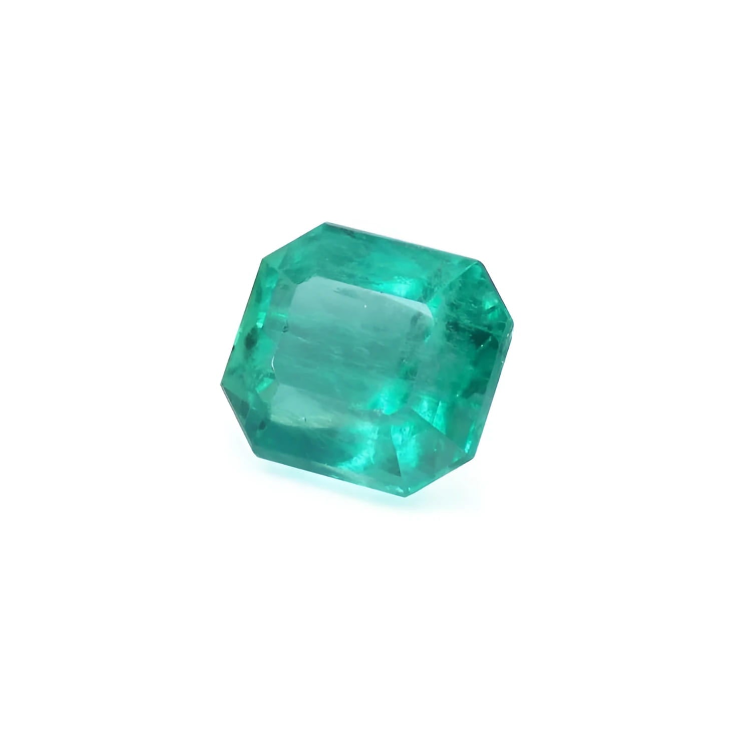 2.95 ct square natural Colombian emerald with bright medium green hue and crystalline clarity.