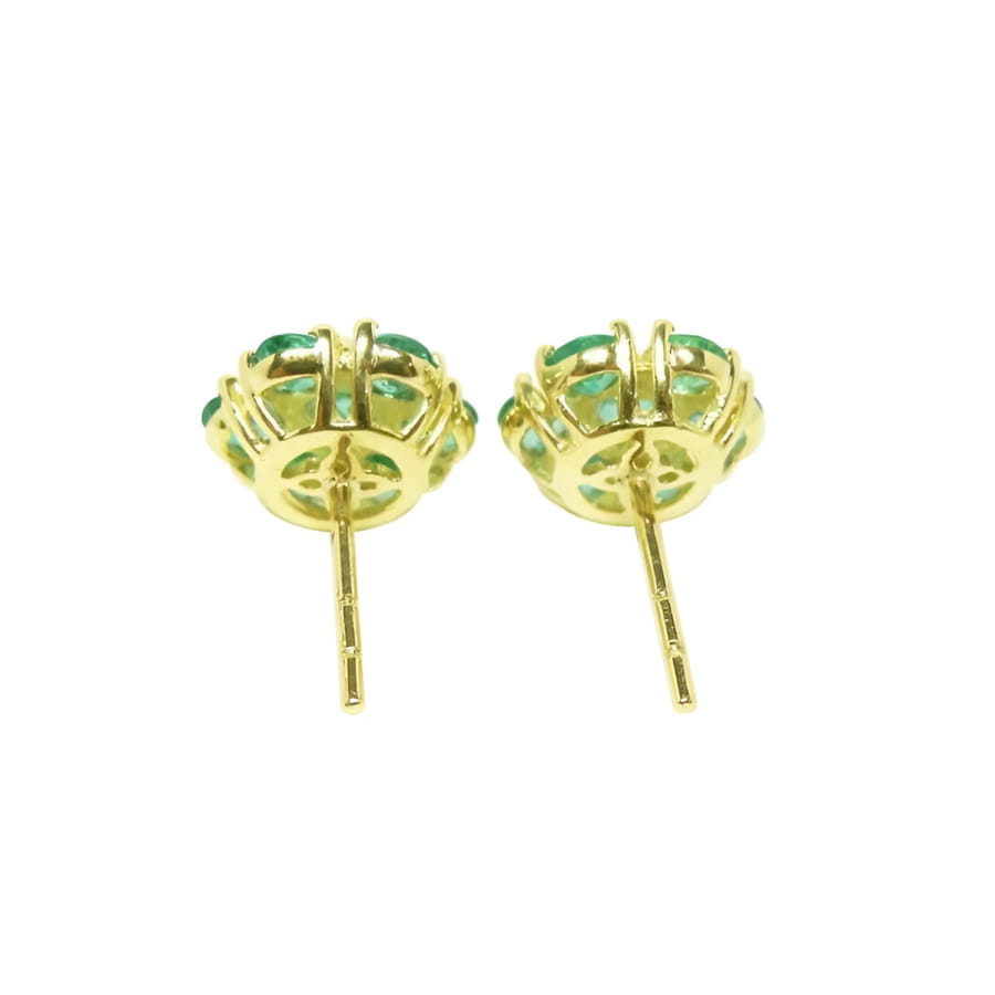 Colombian emerald cluster stud earrings with six round-cut petals in 18K yellow gold.
