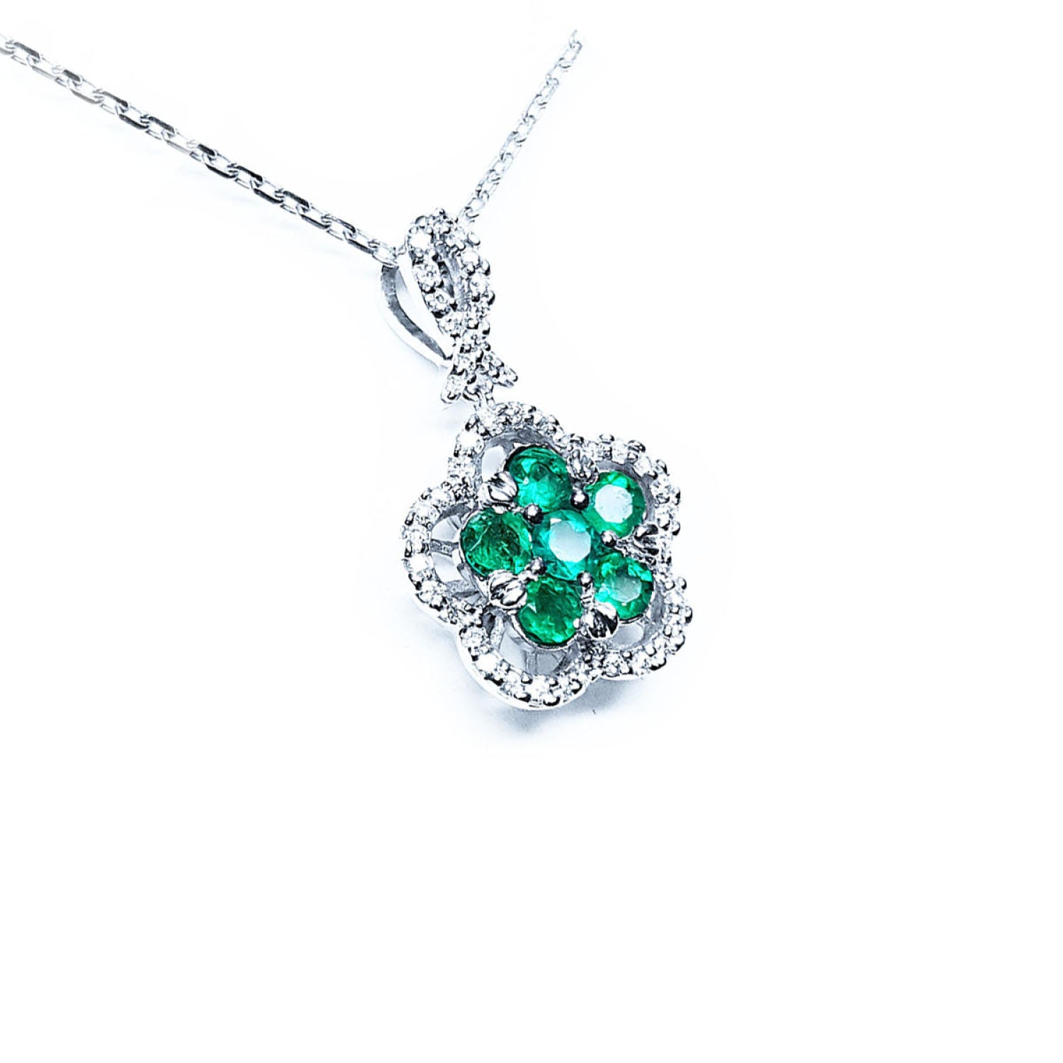 Women's emerald necklace round cut sparkling Muzo mine Colombian emeralds cluster into five petal clover natural diamonds