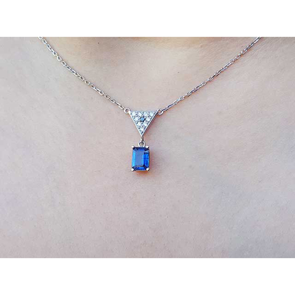 1.05 ct. Natural Sapphire Necklace Medium Dark Blue with Diamonds 14K White Gold