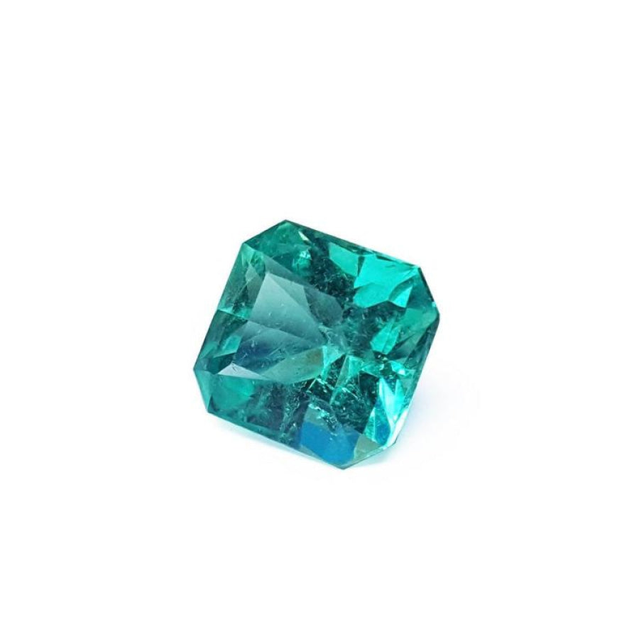 Muzo loose colombian emerald GIA certified F2 square octagonal fine quality.