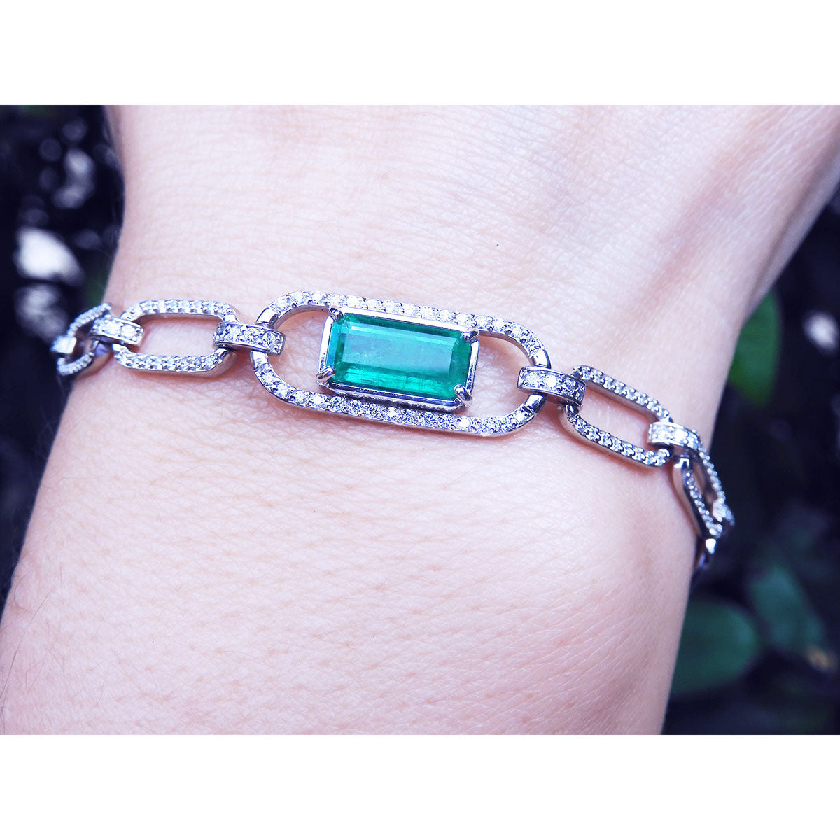 Paper Clip Natural Emerald Bracelet Emerald-cut 2.15 Carats Crafted in 14K White Gold