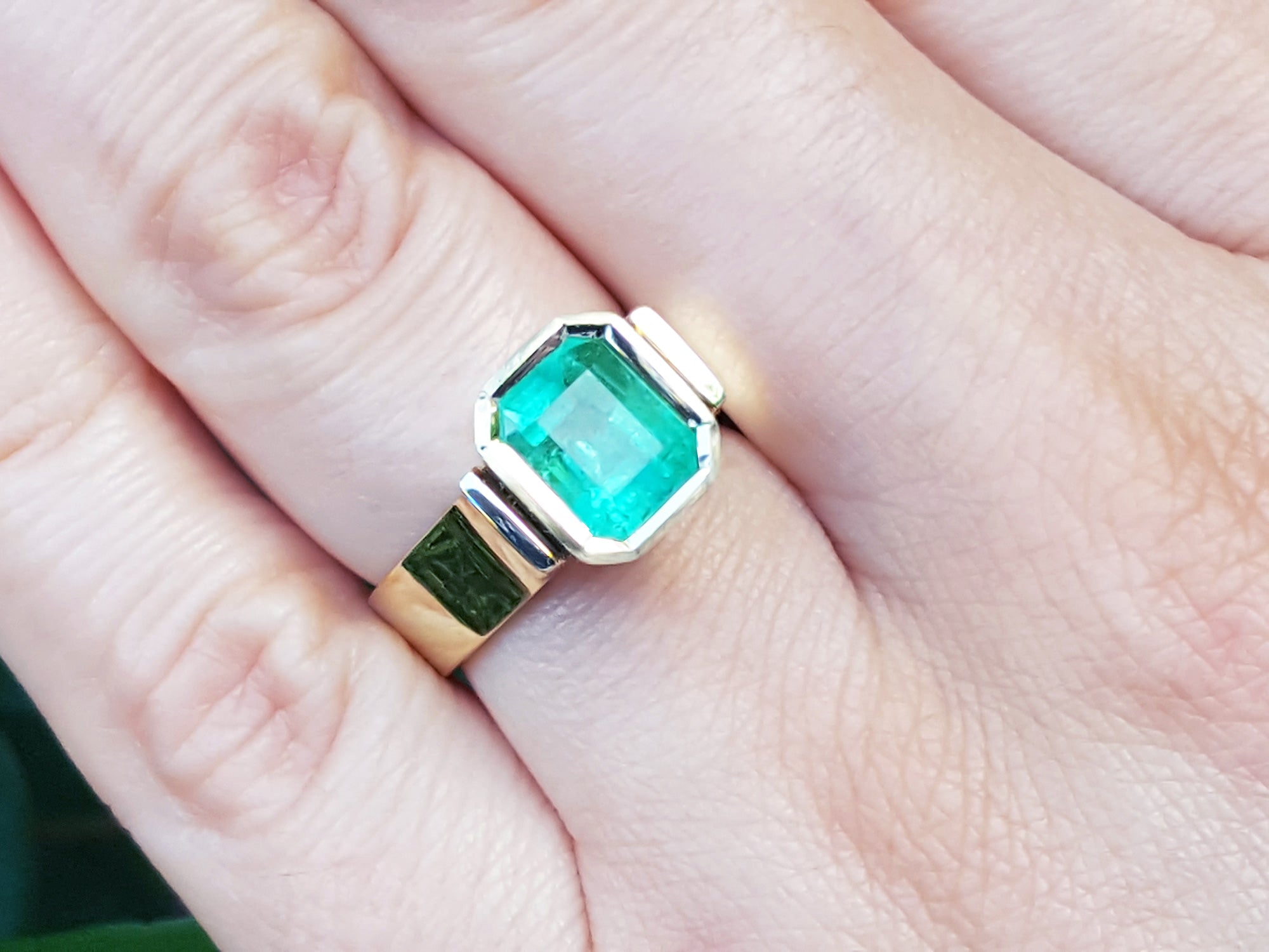 May&#39;s birthstone ring for mom
