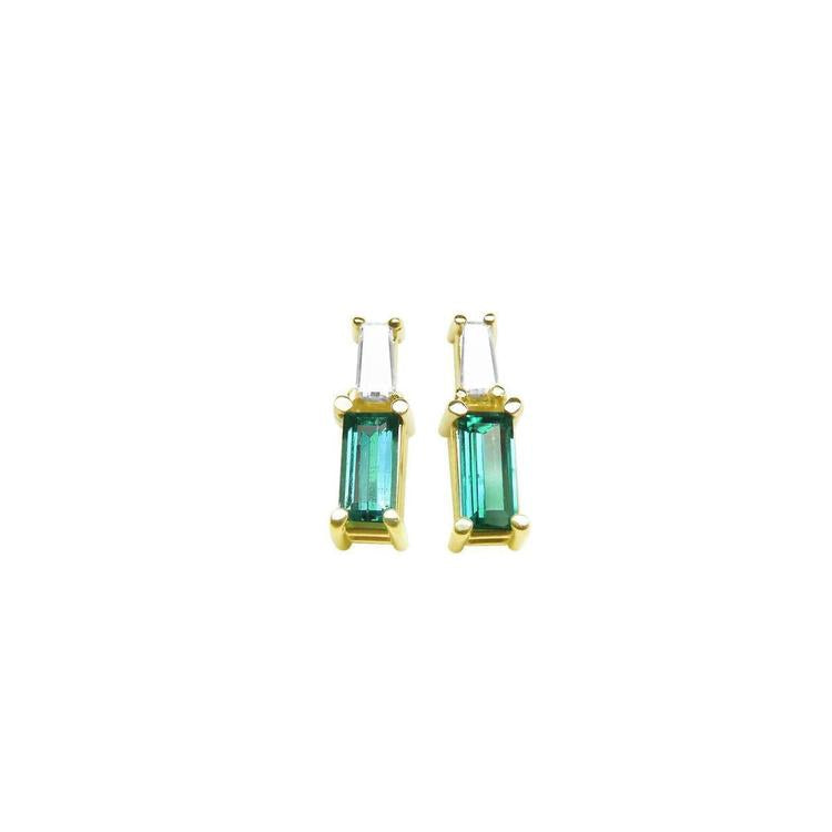 Minimalist 14K gold baguette emerald and diamond stud earrings.