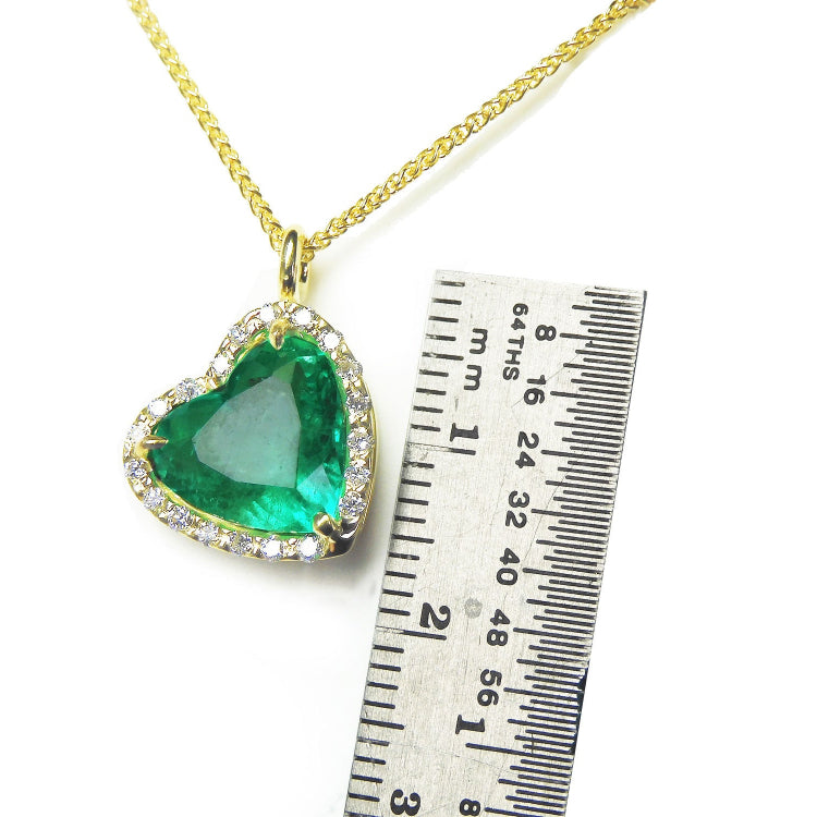Real Colombian emerald necklace for women tilted heart shaped halo natural diamond handcrafted in 18k yellow