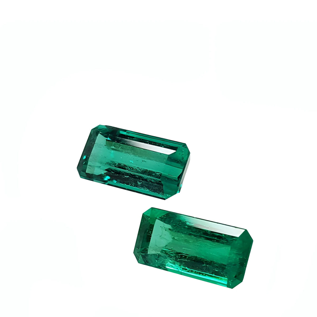 Exclusive collection of loose natural colombian emeralds in matching pairs from the Muzo mines.
