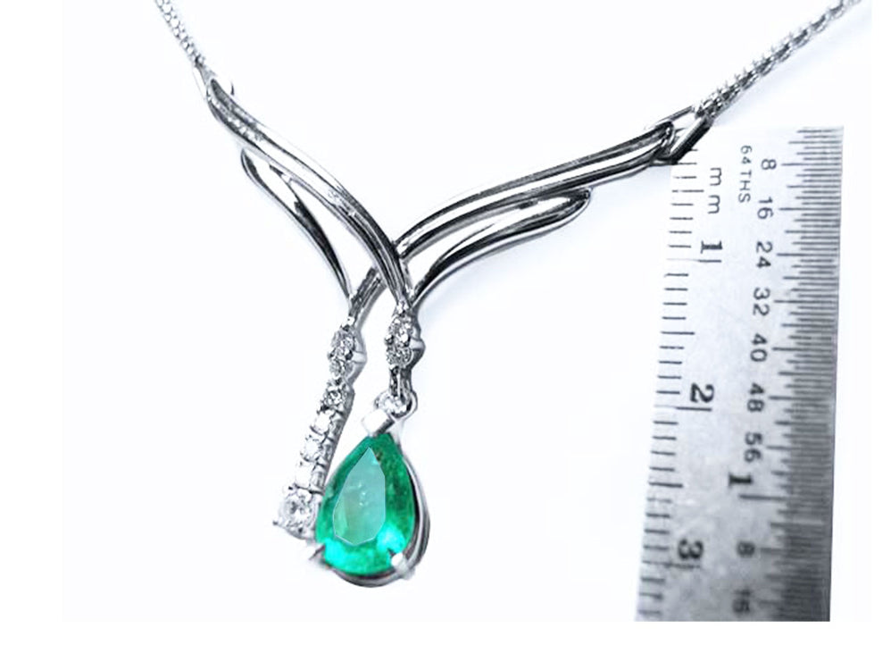 Chevron design Emerald necklaces natural pear cut sparkling medium green color 1.73 carats with accent diamonds
