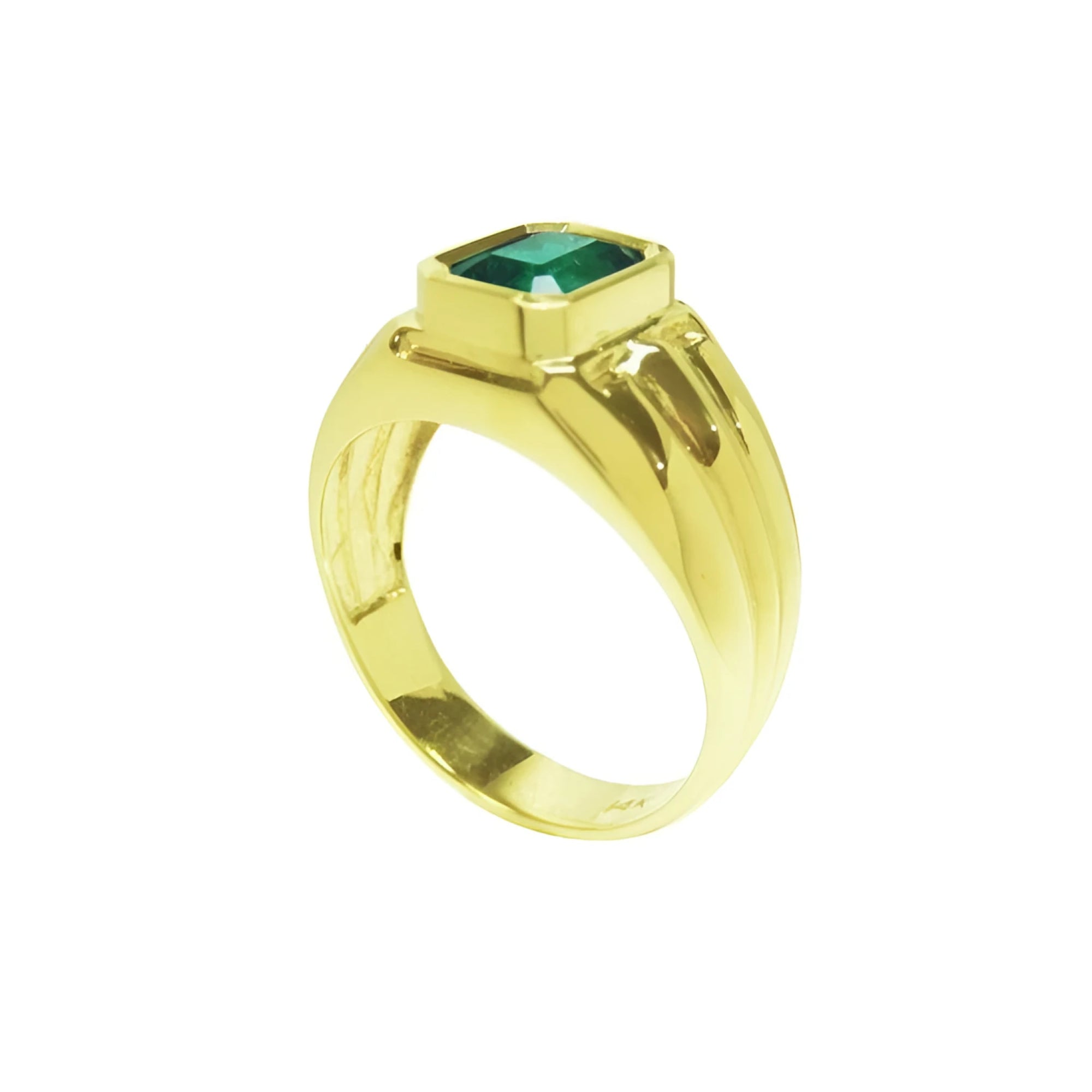 Men's 14K yellow gold solitaire ring with a deep green bezel-set Colombian emerald.