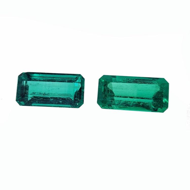 Loose natural colombian emeralds matching pair set fine quality, Two Sparkling, Natural Emeralds in a Striking Hue.