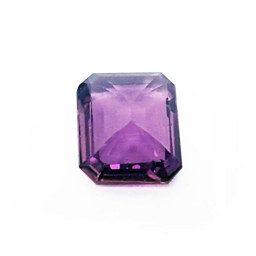 4.05 ct natural loose pink sapphire, GIA certified, with an emerald cut.
