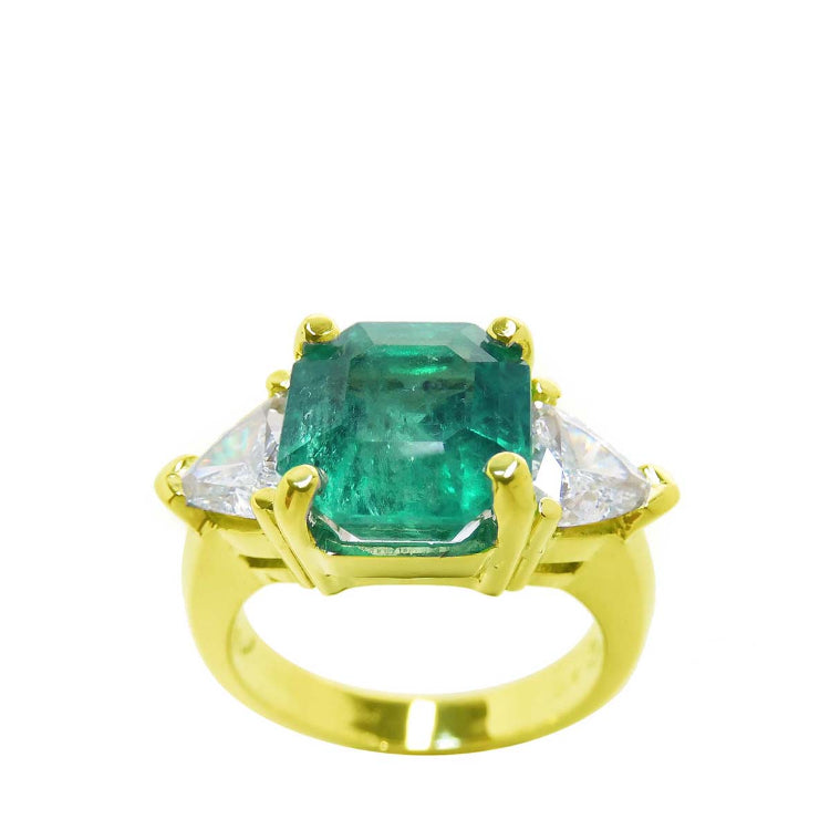 Discover a gorgeous selection of natural Muzo Colombian emerald rings for women, crafted in 18k or 14k gold, featuring elegant solitaire styles or adorned with shimmering diamonds.