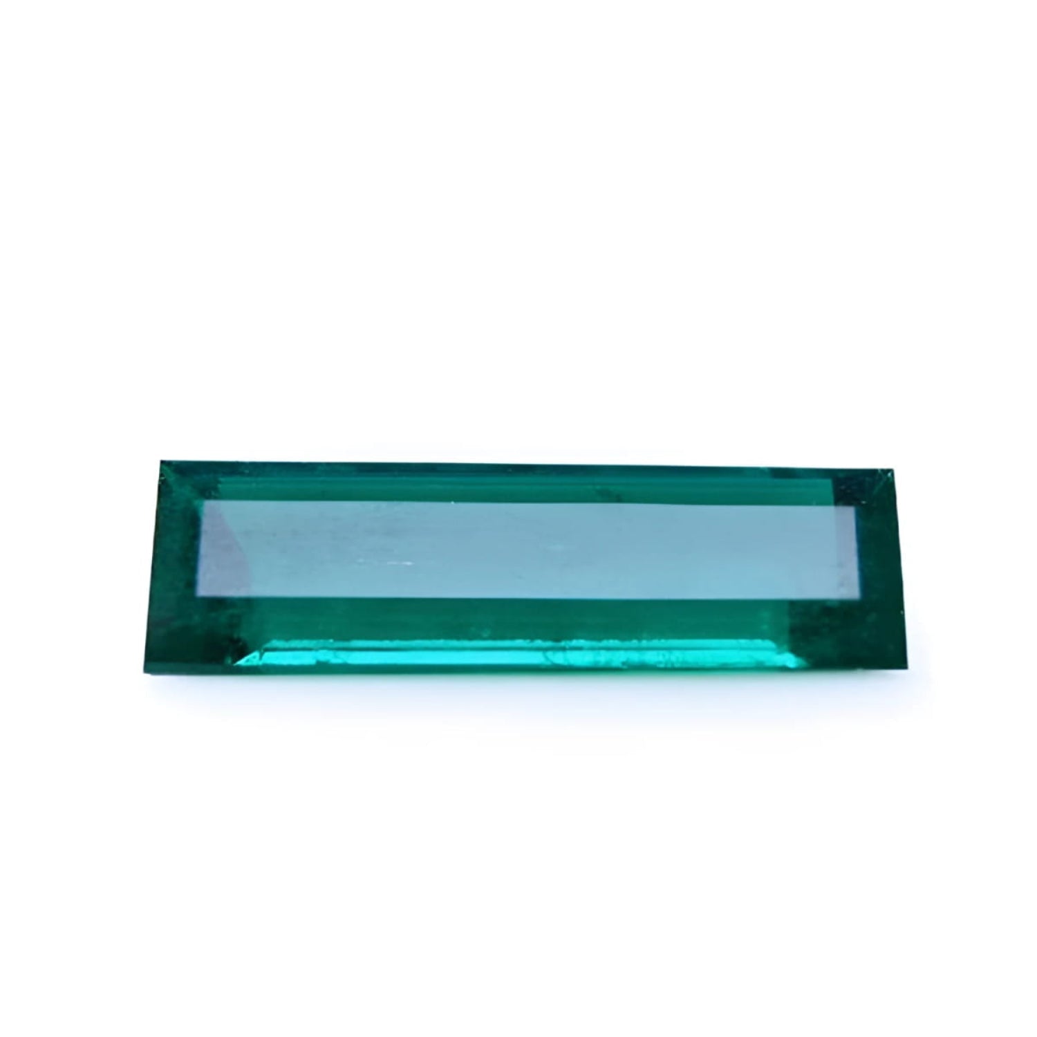 Natural Baguette cut loose colombian emerald sourced from the Muzo mines.