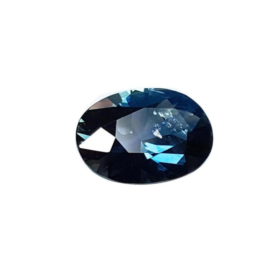 3.04 ct. Natural Australian loose sapphire oval cut, for a new owner who dreams of exotic gems from Australia.