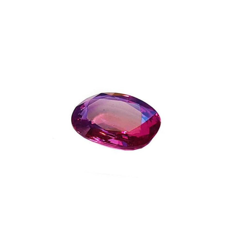 3.51 ct. loose natural pink sapphire, oval cut, sparkling with intense brilliance.