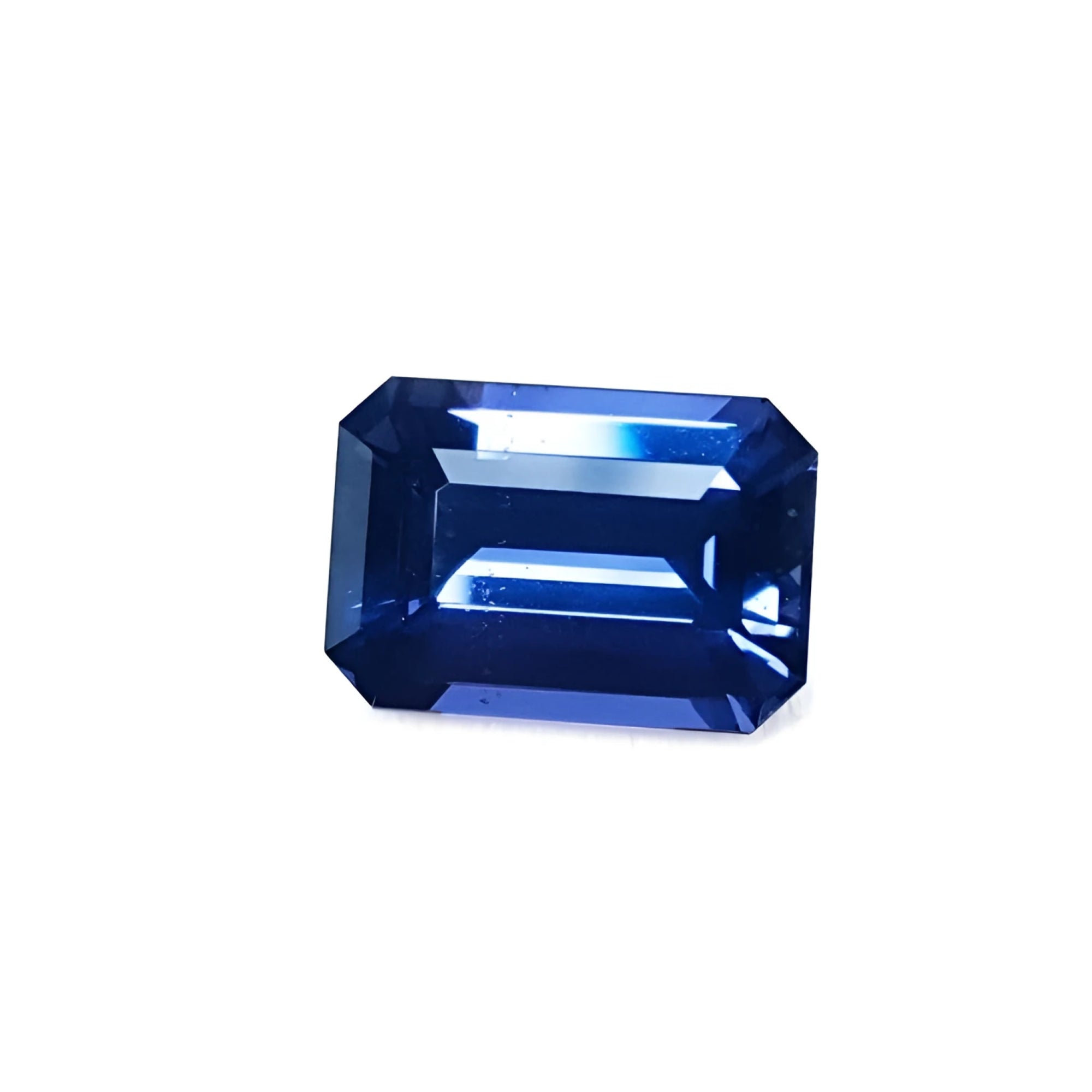 3.90 ct. untreated GIA Certified loose Sapphire Blue Changing to Purple Color Emerald-cut.