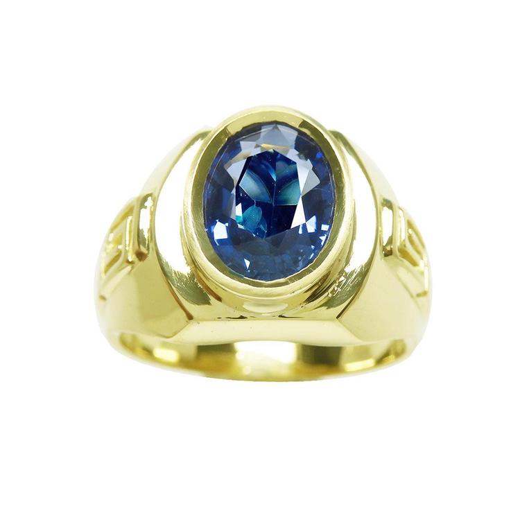 Men's genuine blue sapphire solitaire ring oval cut in 18K yellow gold, top frontal view position