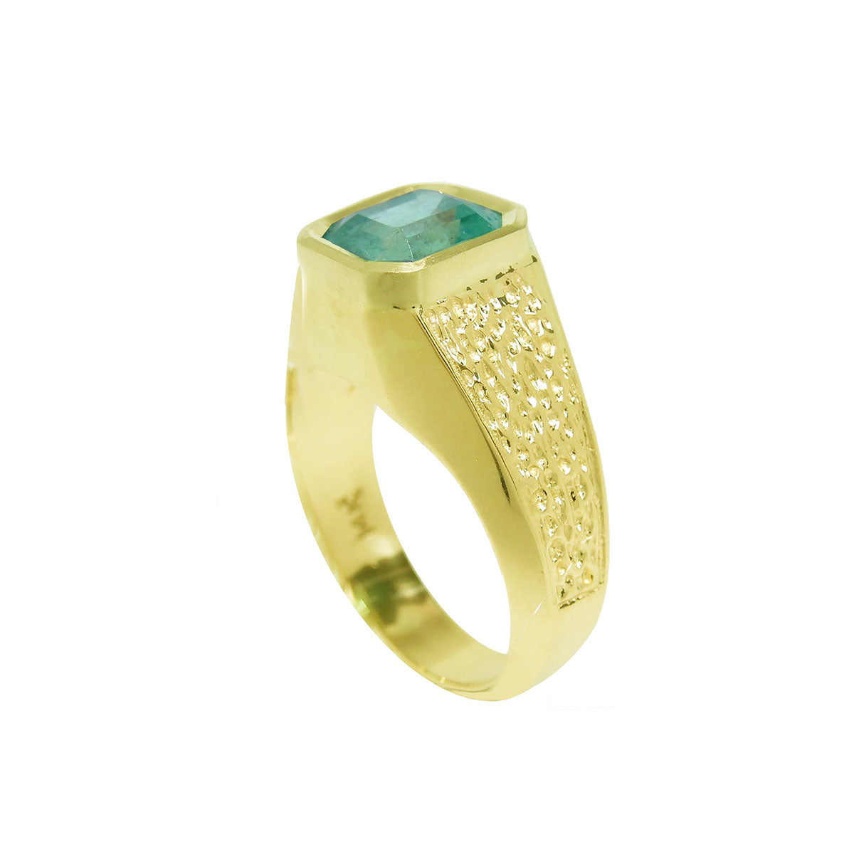 A men&#39;s yellow gold emerald solitaire ring displaying the top bezel setting and side band profile.