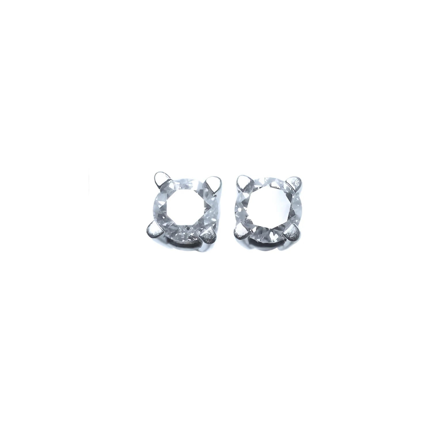 A pair of diamond stud earrings 14k white gold, push backs.