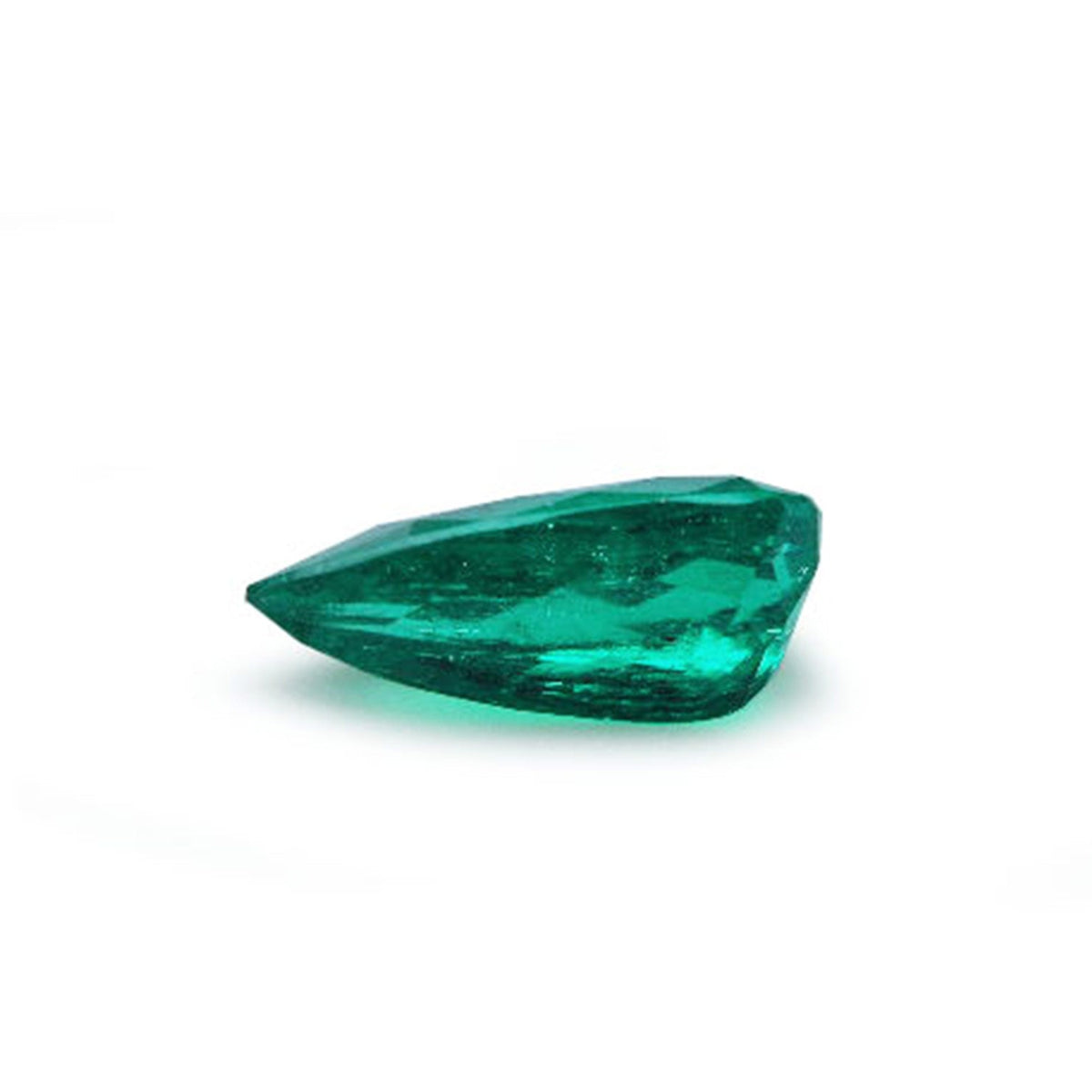 Natural emerald pear cut from muzo mine Colombia, underneath pavilion and girdle view