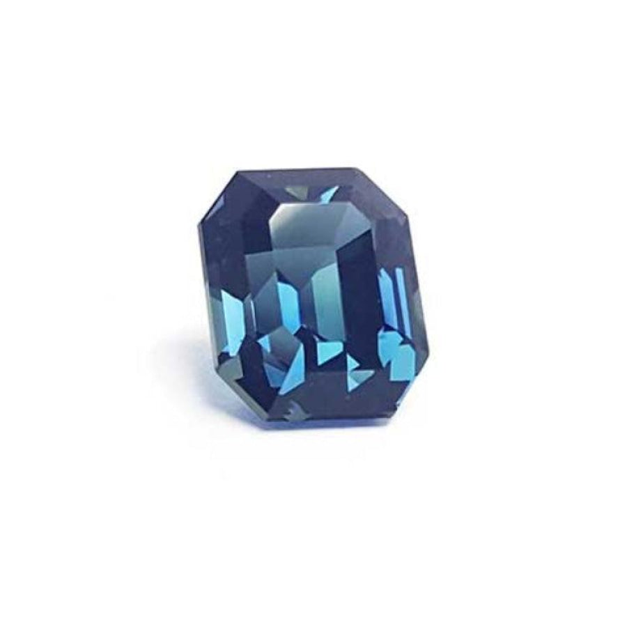 4.52 ct. natural untreated deep blue-green sapphire with an emerald cut.