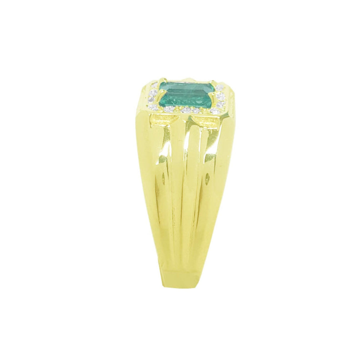 The side profile of this emerald ring for men displays the topa and band design.