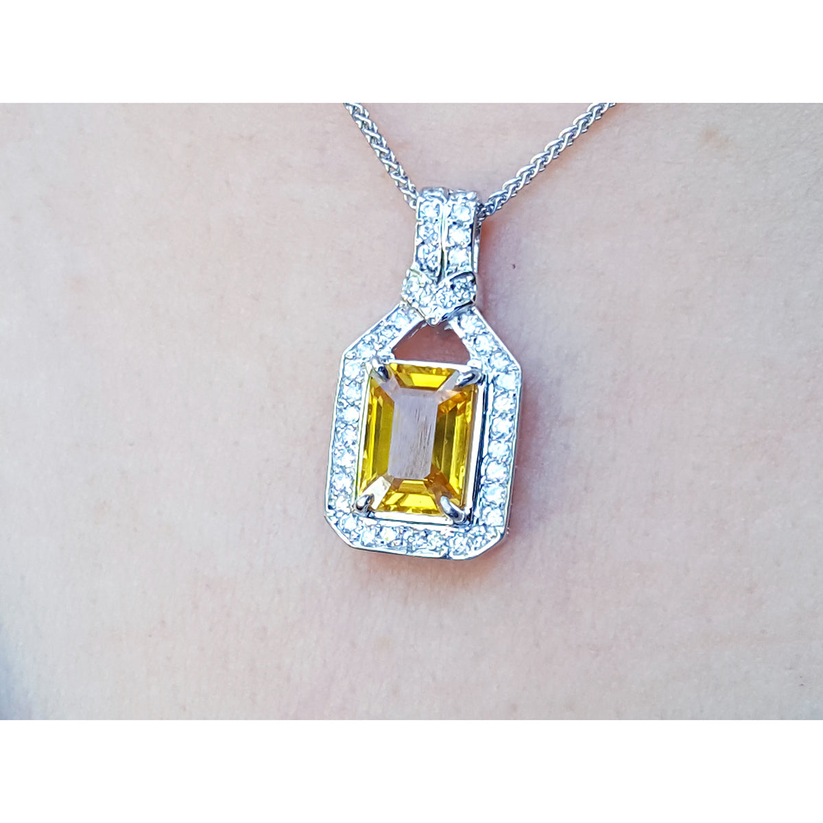 2.42 ct. Natural Yellow Sapphire Pendant Necklace Halo Diamond 18K White Gold