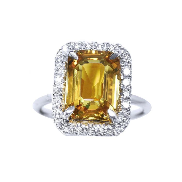 Yellow sapphire ring emerald cut halo natural diamonds 14K white Gold, front side full top view
