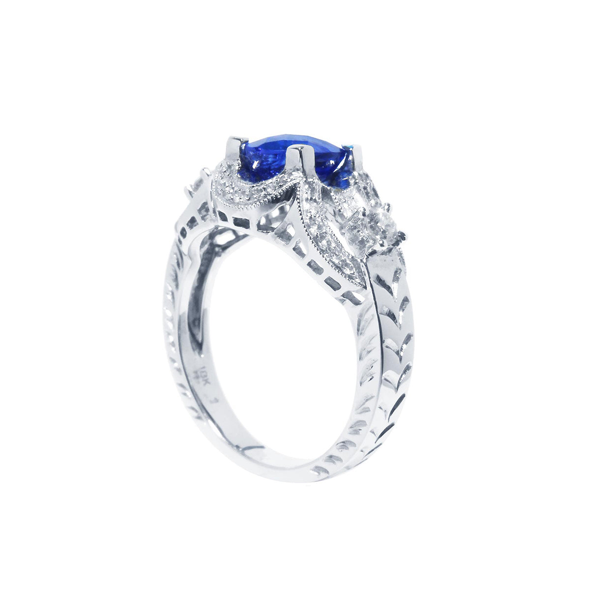 Tanzanite Ring for Women Oval cut Natural Diamonds 18K Gold