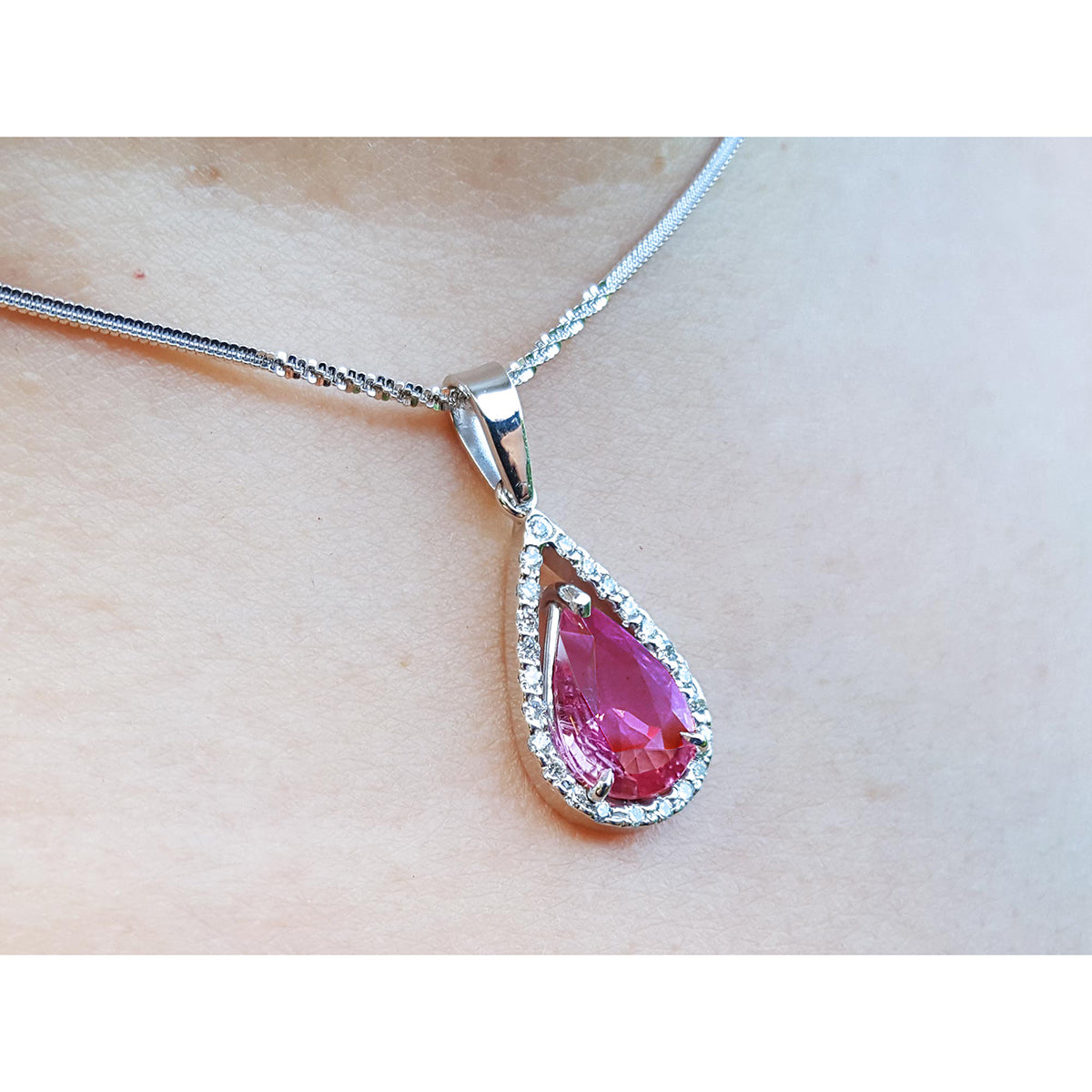 2.04 Carats Pink Sapphire Necklace Slider Pendant Halo Diamonds in 18K White Gold
