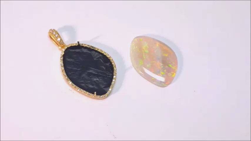 Natual opal pendant necklace