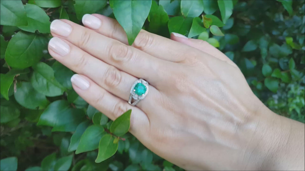 Emerald ring cushion cut