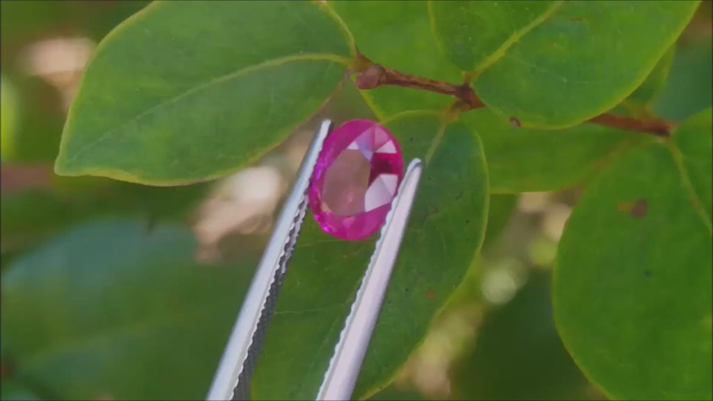 Burmese Natural Loose Ruby 1.68 ct. Oval Cut for Sale in USA