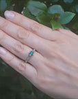 Fine quality emerald ring oval shaped