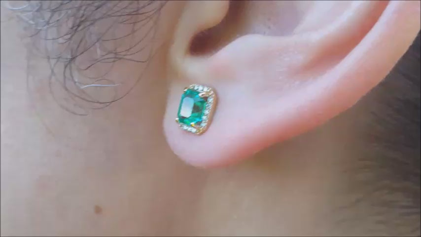 Mother’s day emerald stud earrings