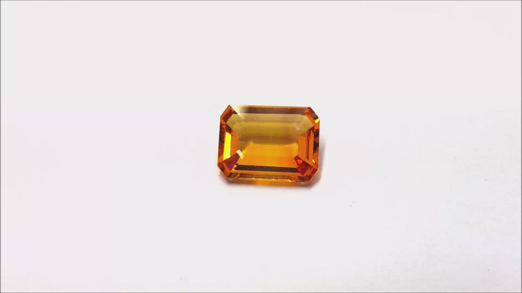 4.05 Carats Loose Natural Sapphire Intense Sparkling Yellow Gemstone Emerald-cut